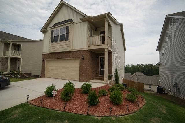 4 bedroom single family residence sold at 5821 BRADSHAW Court, Flowery Branch, GA 30542