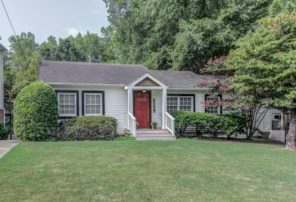 3 bedroom, 1,887 sq ft single family residence sold at 2154 La Dawn Lane, Atlanta, GA 30318