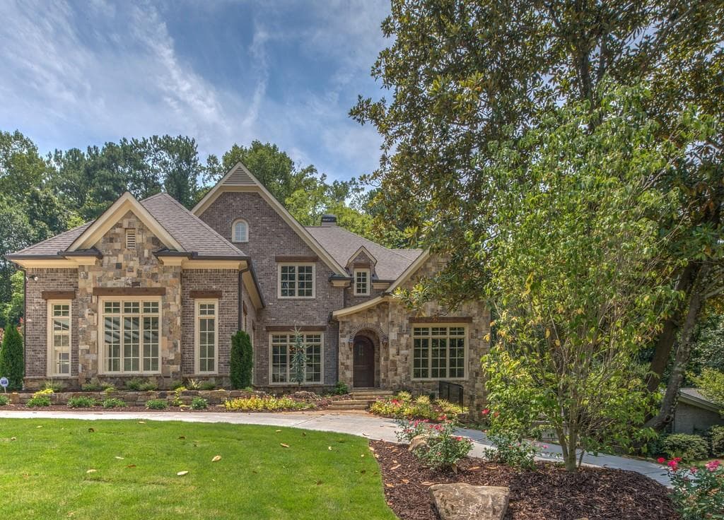 6 bedroom, 8,000 sq ft single family residence sold at 350 Eppington Drive, Atlanta, GA 30327