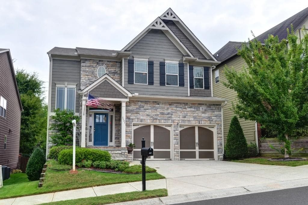 5 bedroom, 2,809 sq ft single family residence sold at 2047 Old Georgian Terrace, Atlanta, GA 30318
