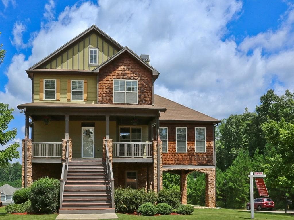 3 bedroom, 2,664 sq ft single family residence sold at 2937 Silver Hill Terrace, Atlanta, GA 30316