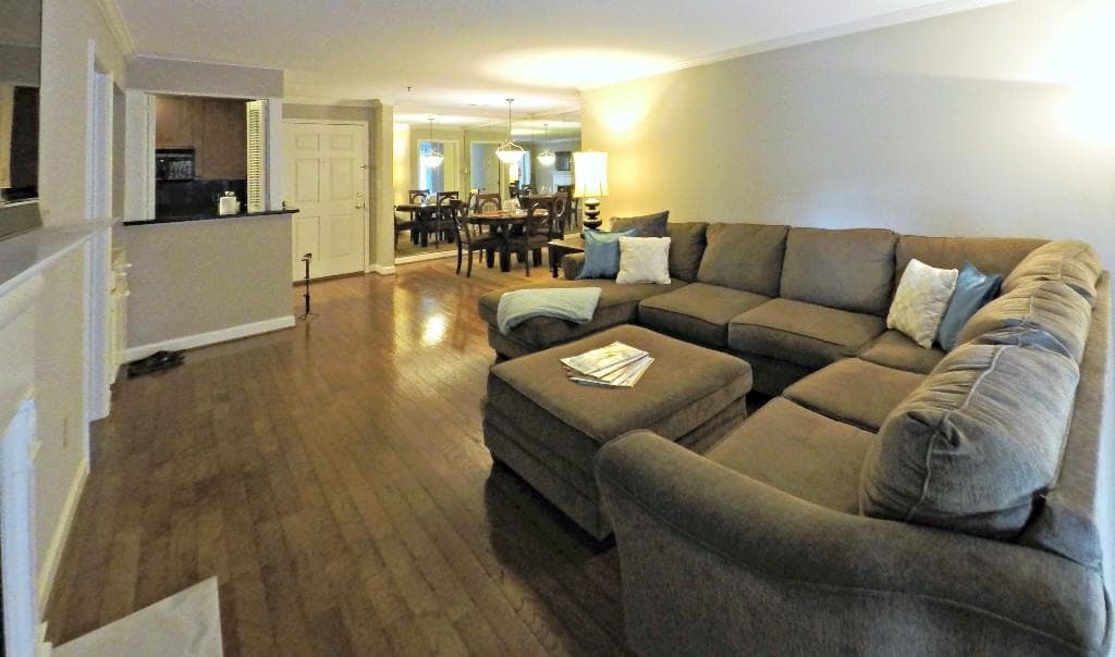 2 bedroom, 1,249 sq ft condominium sold at 3203 Lenox Road 31, Atlanta, GA 30324