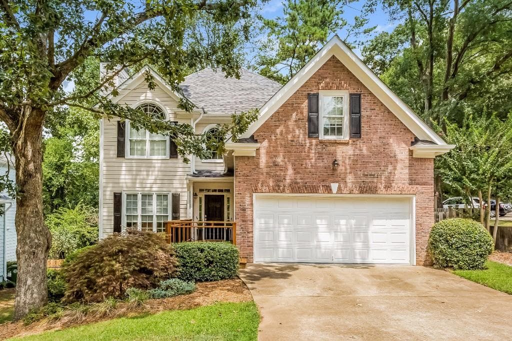 3 bedroom, 2,166 sq ft single family residence sold at 1178 Davis Place, Atlanta, GA 30318