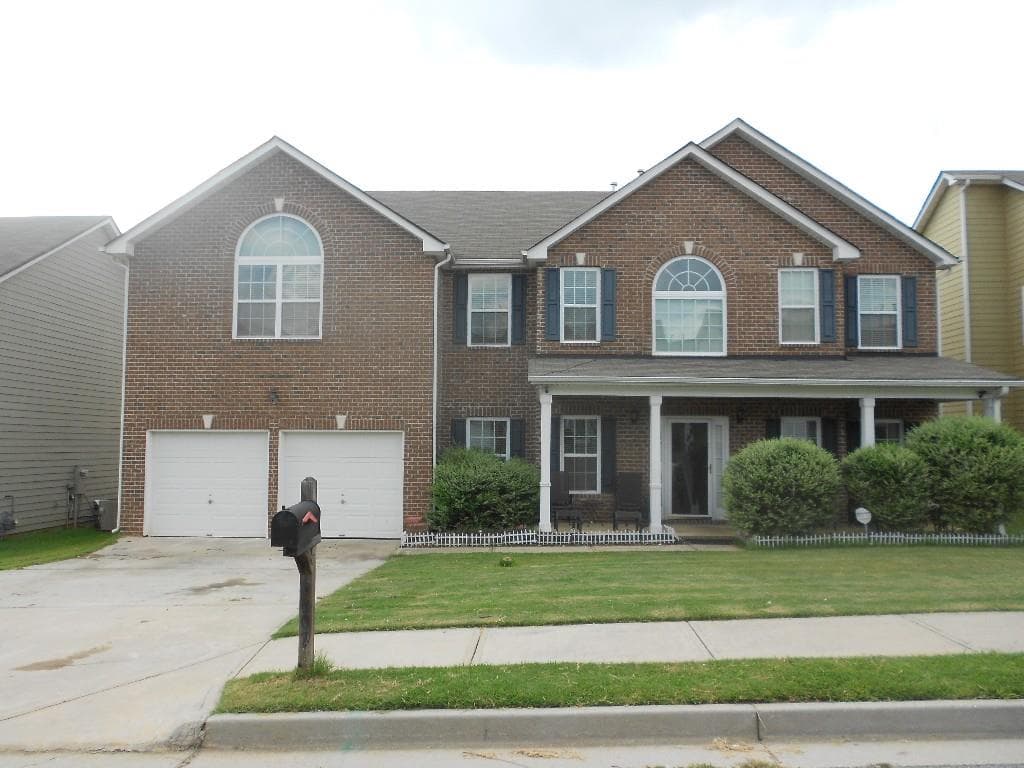 6607 Piazza Drive, Riverdale, GA 30238 — most recent listing photo