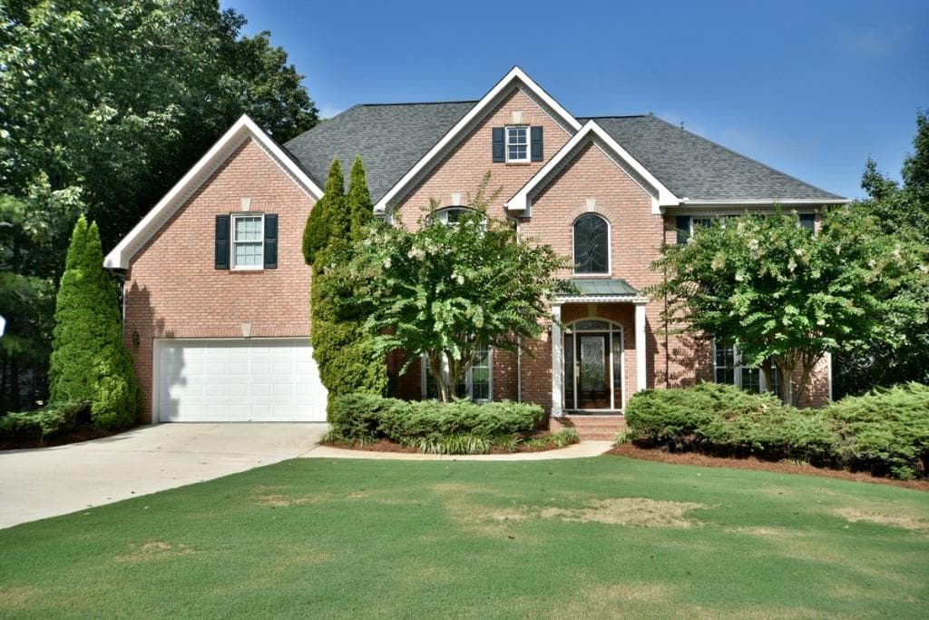 5 bedroom, 3,428 sq ft single family residence sold at 4745 Aldbury Lane, Suwanee, GA 30024