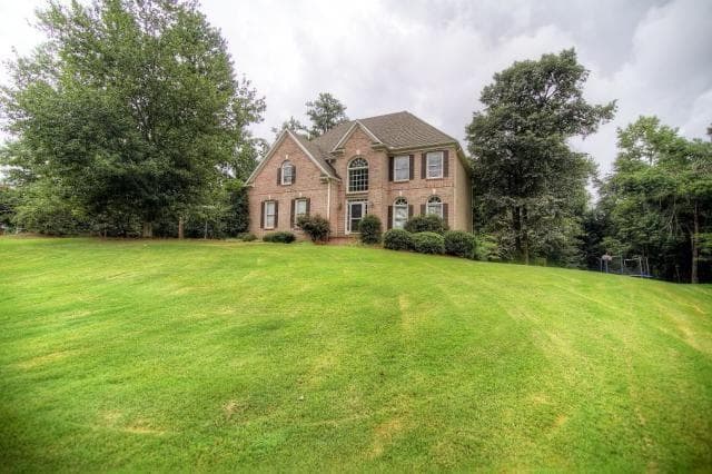 4 bedroom, 2,762 sq ft single family residence sold at 3240 Lake Seminole Place, Buford, GA 30519