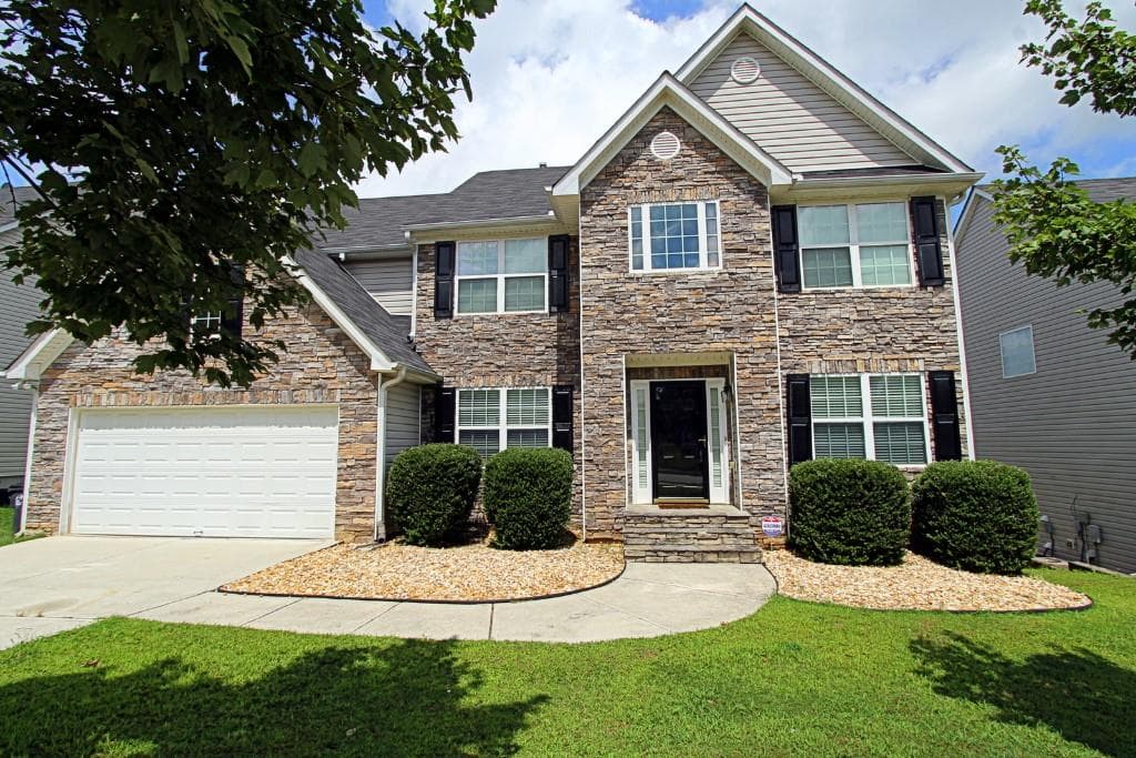 640 Roxford Lane, Buford, GA 30518 — most recent listing photo