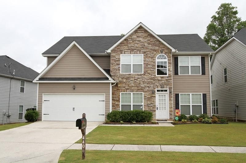 5 bedroom, 2,827 sq ft single family residence sold at 4406 Water Mill Drive, Buford, GA 30519