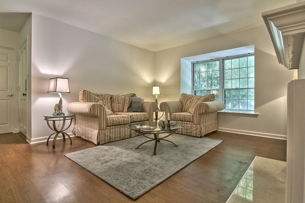 1 bedroom, 1,007 sq ft condominium sold at 31 Cantey Place -, Atlanta, GA 30327
