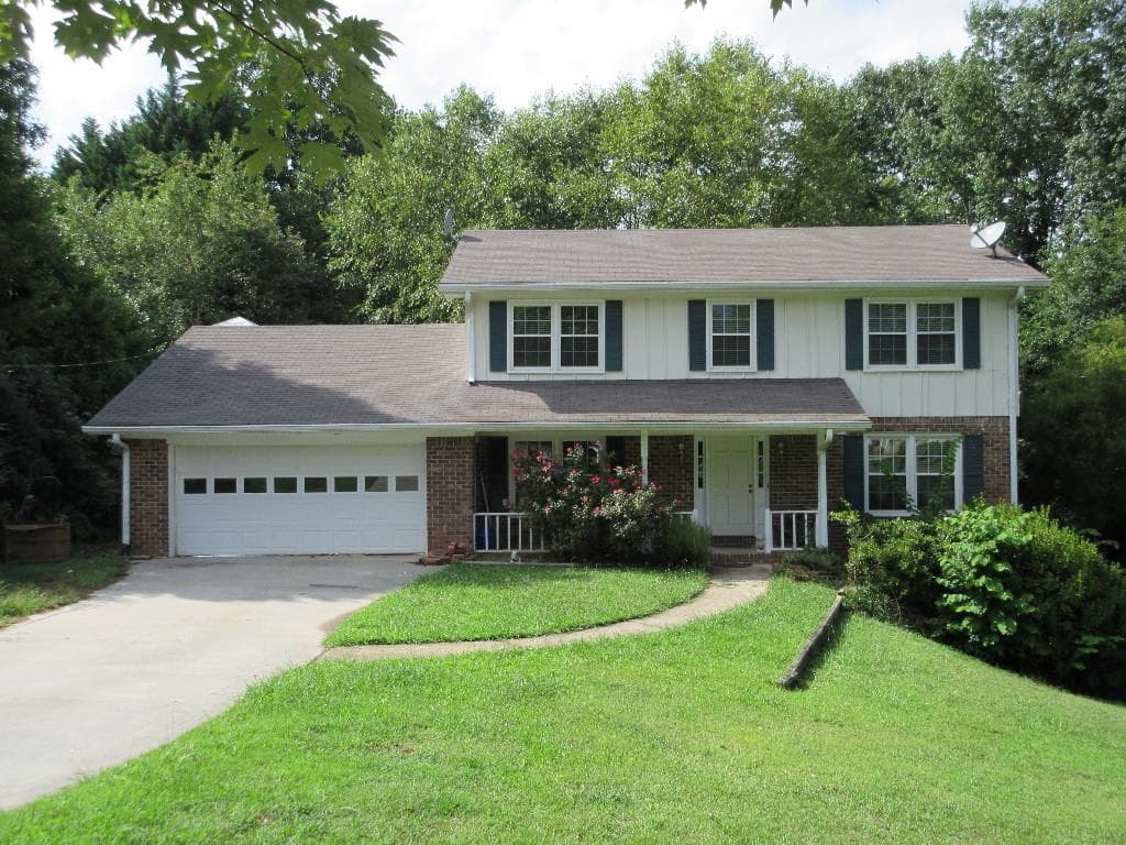 4 bedroom, 2,621 sq ft single family residence sold at 2521 Kingsland Court, Atlanta, GA 30360