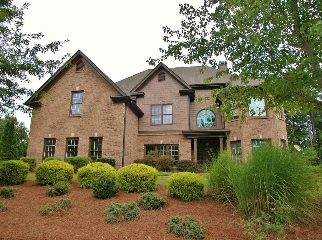 3893 Lost Oak Drive, Buford, GA 30519 — most recent listing photo