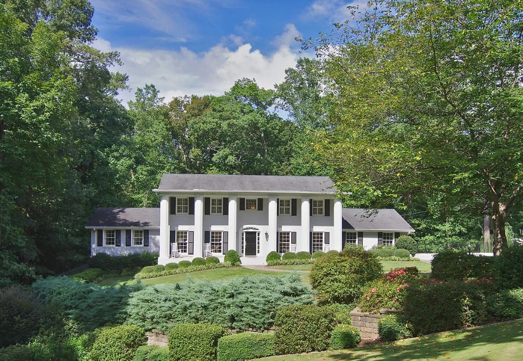 5 bedroom single family residence sold at 5560 Lake Island Drive, Sandy Springs, GA 30327