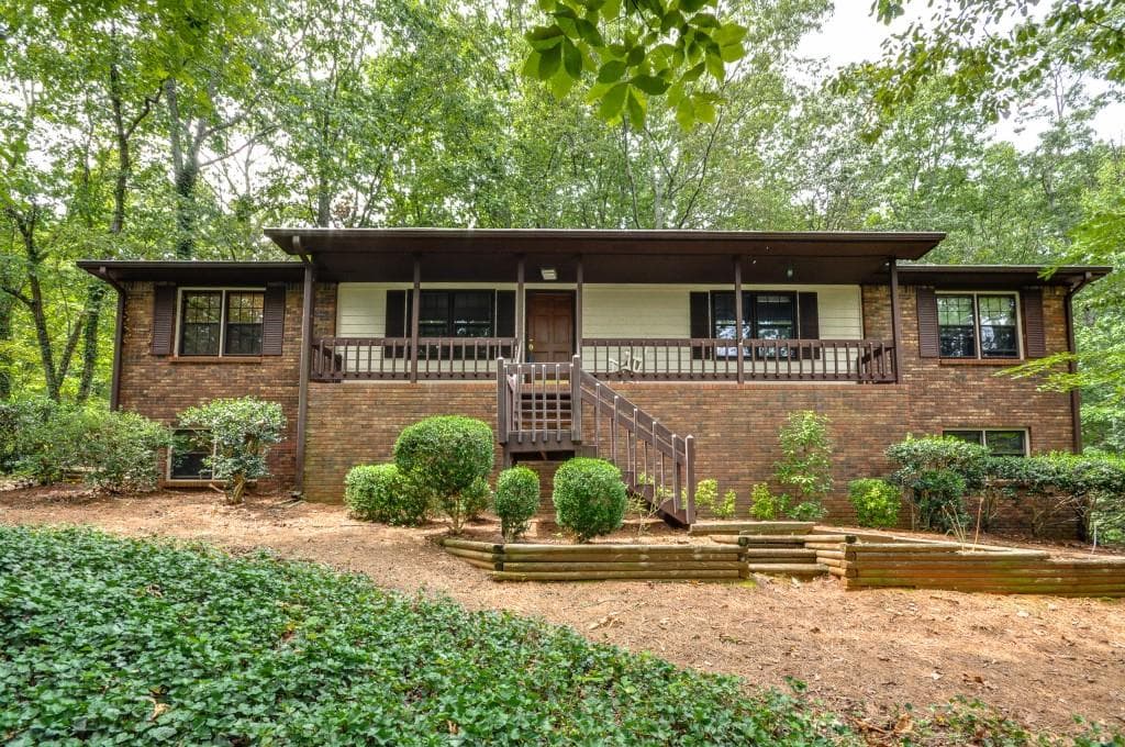 3256 Devaughn Drive, Marietta, GA 30066 — most recent listing photo