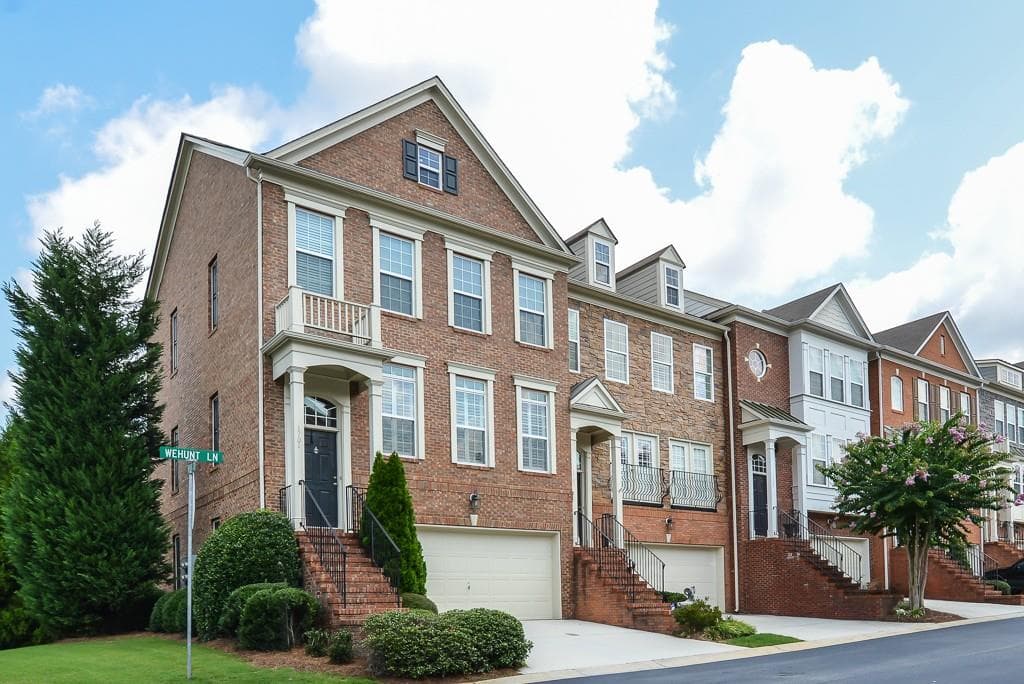 3 bedroom, 2,382 sq ft townhouse sold at 1701 Wehunt Lane None, Smyrna, GA 30082