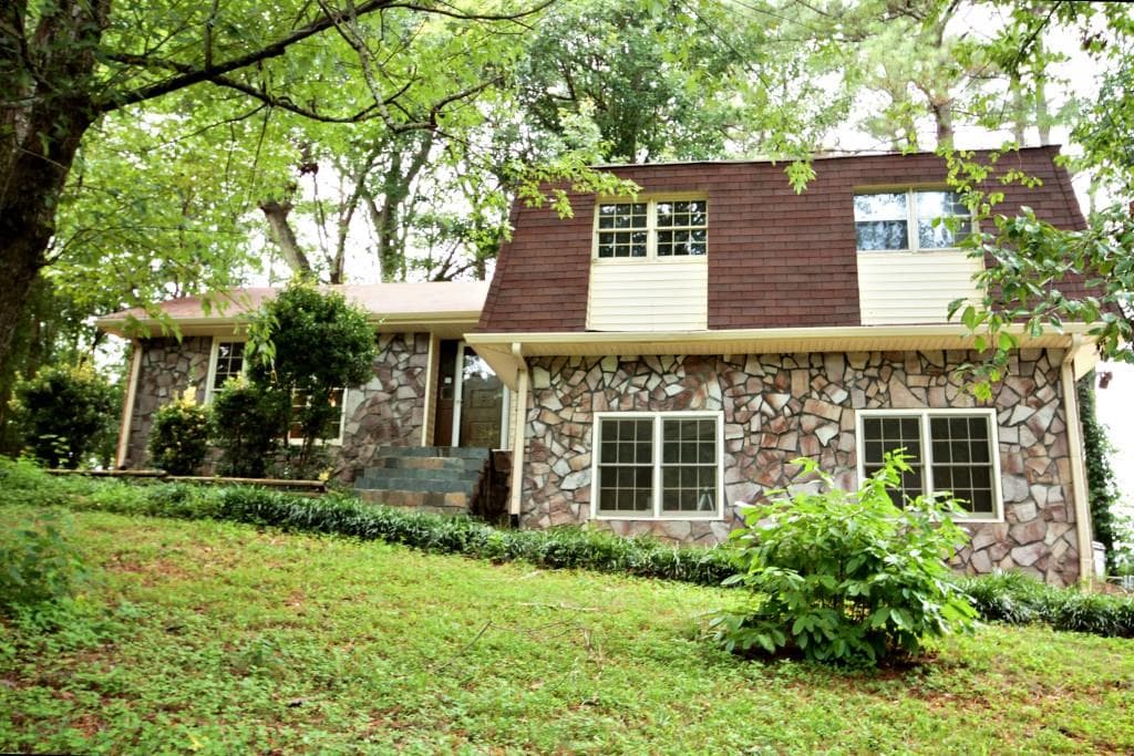 77 Mountain Pass Trail, Lilburn, GA 30047 — most recent listing photo