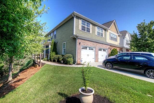 1568 Creek Bend Lane, Lawrenceville, GA 30043 — most recent listing photo