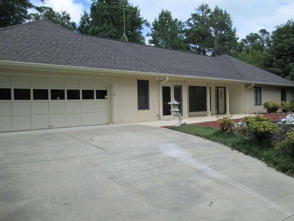 8250 Dogwood Trail, Cumming, GA 30041 — most recent listing photo