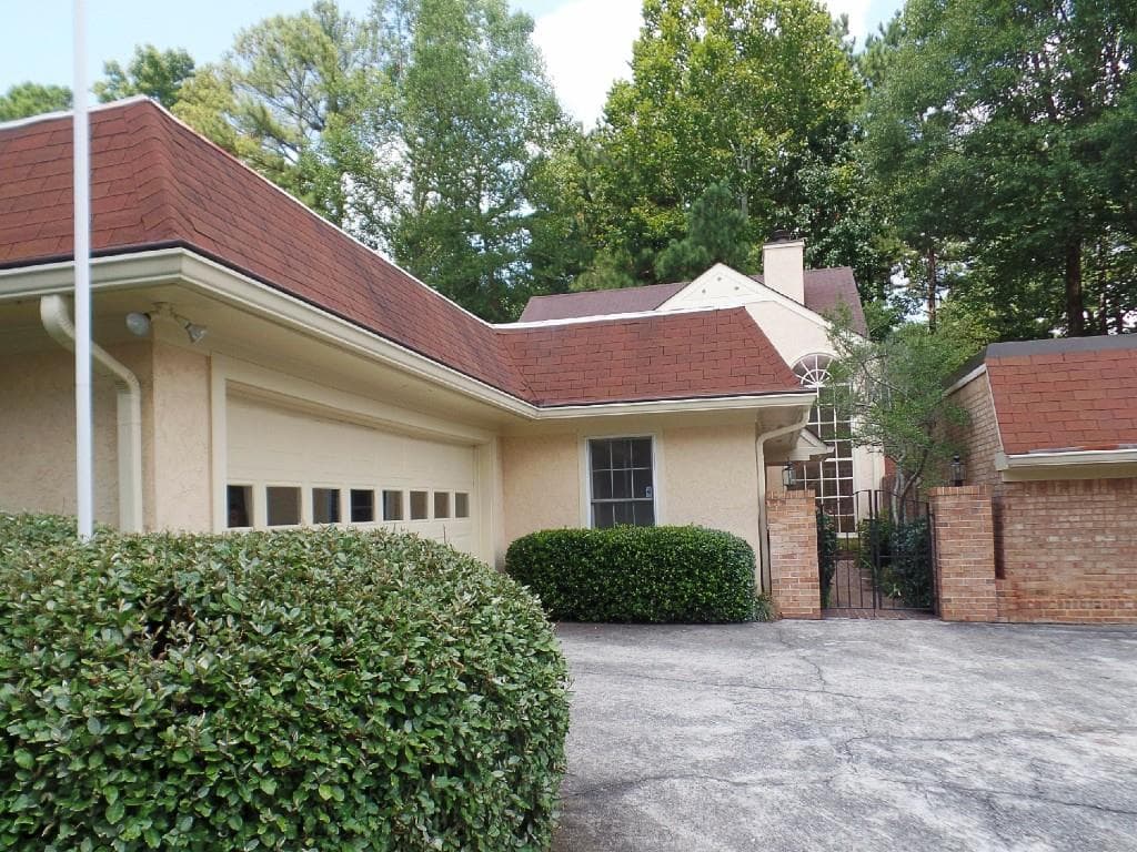 4414 Village Oaks Trail, Dunwoody, GA 30338 — most recent listing photo