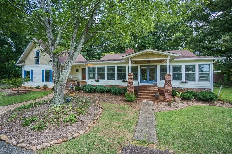 305 Old Trace Road, Marietta, GA 30064 — most recent listing photo