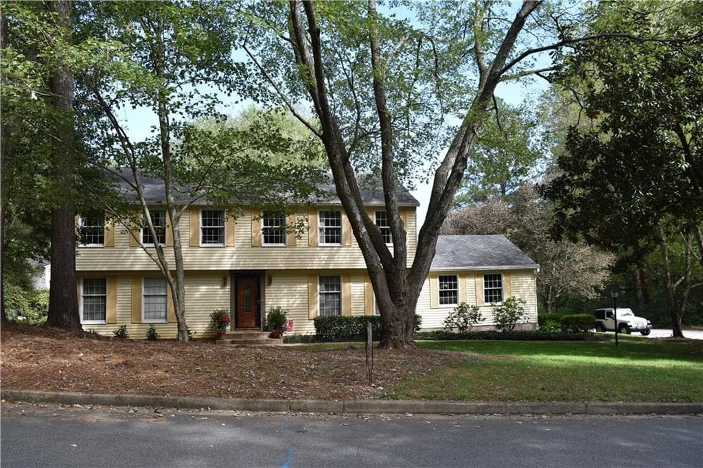 400 N Pond Trail, Roswell, GA 30076 — most recent listing photo