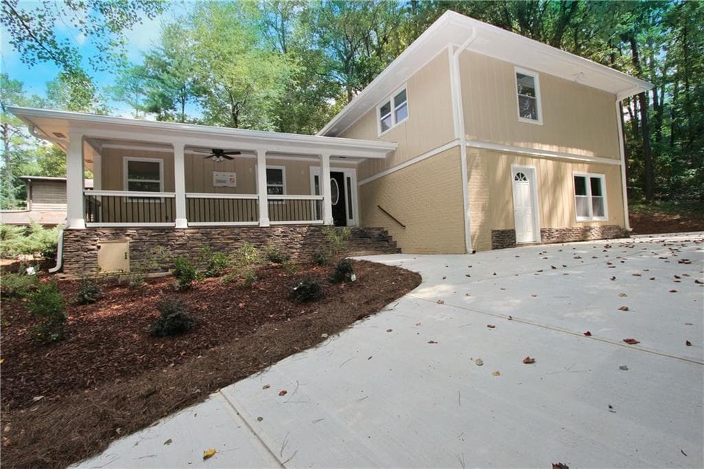 9480 Martin Road, Roswell, GA 30076 — most recent listing photo