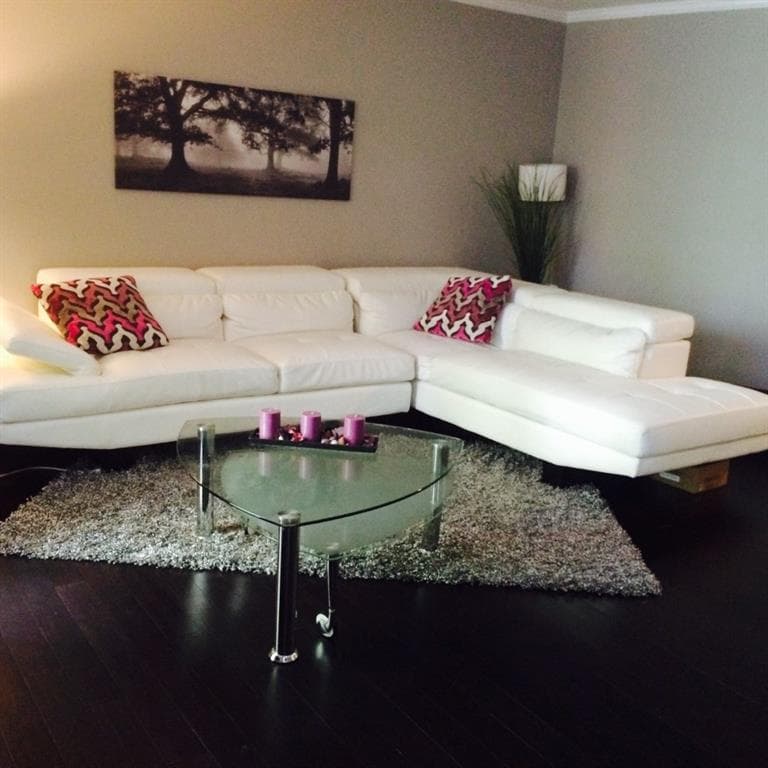 2 bedroom, 1,039 sq ft condominium sold at 5400 Roswell Road M2, Atlanta, GA 30342