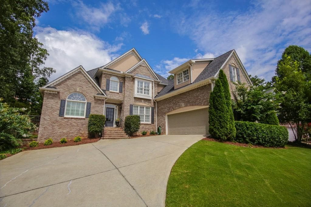 5 bedroom single family residence sold at 501 Waterside Court, Canton, GA 30114