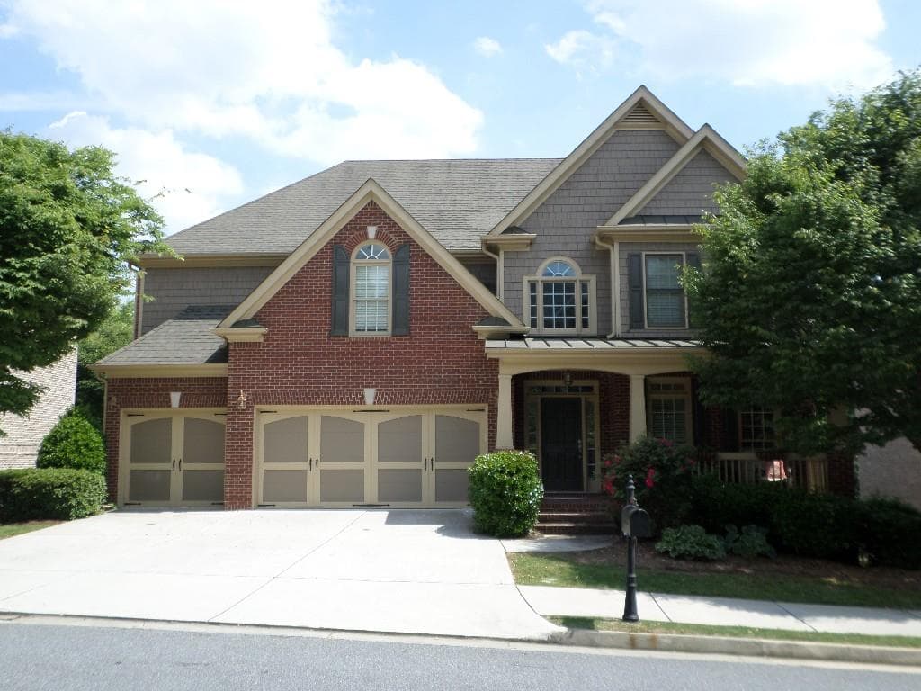 445 Oak Valley Circle, Smyrna, GA 30082 — most recent listing photo