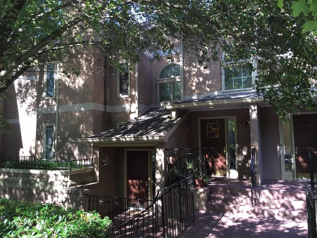 2 bedroom, 1,450 sq ft condominium sold at 26 Normandy Court, Atlanta, GA 30324