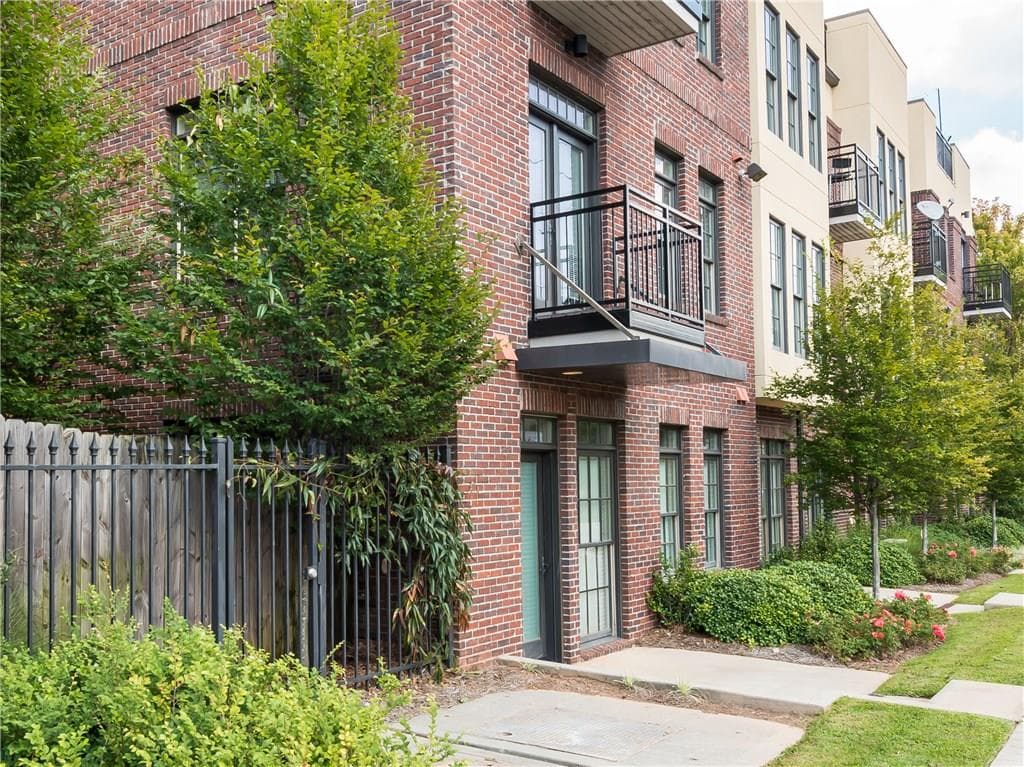 1300 Dekalb Avenue 221, Atlanta, GA 30307 — most recent listing photo