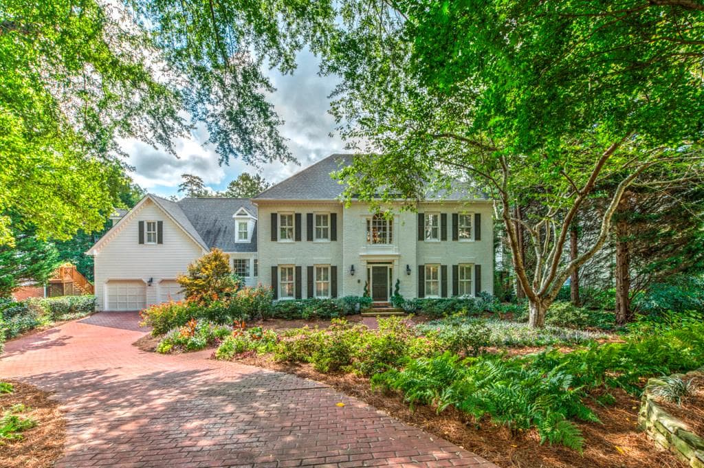4 bedroom single family residence sold at 4495 Club Drive, Atlanta, GA 30319