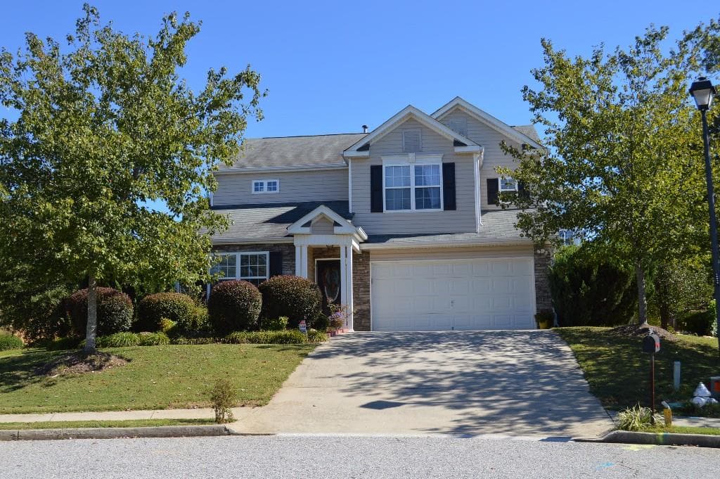 3 bedroom, 2,124 sq ft single family residence sold at 1616 Daisy Cove Circle, Lawrenceville, GA 30045