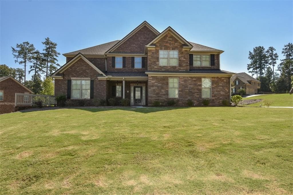 5 bedroom, 3,995 sq ft single family residence sold at 989 Nestling Drive, Lawrenceville, GA 30045