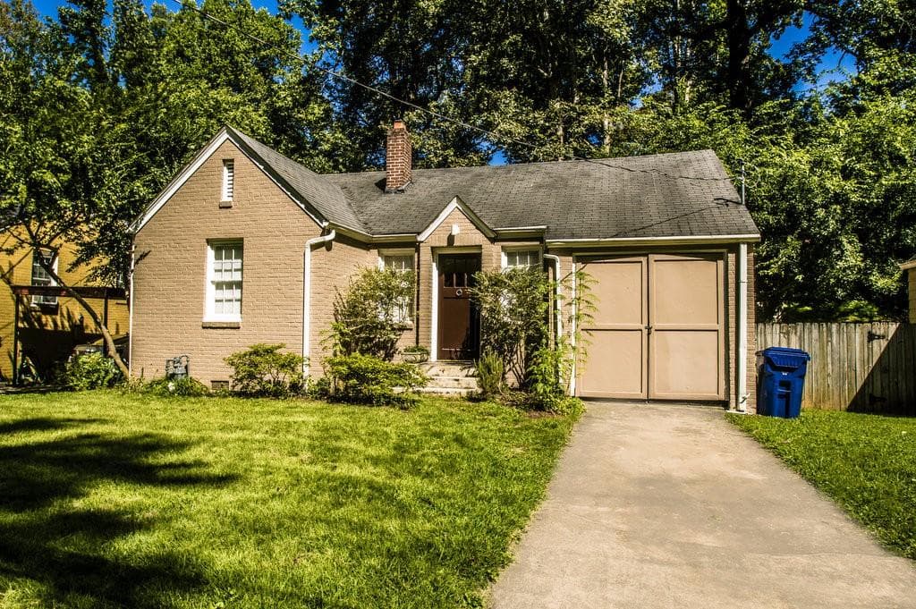 2 bedroom, 913 sq ft single family residence sold at 708 Gresham Avenue, Atlanta, GA 30316