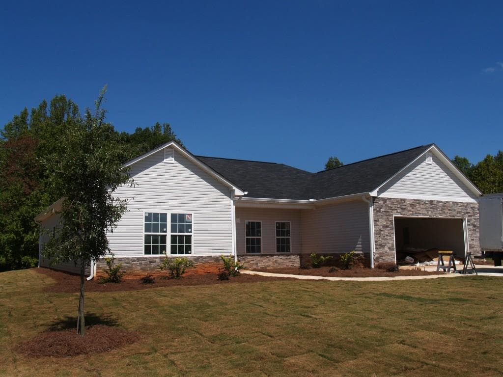 4 bedroom single family residence sold at 3446 Silver Wood Court, Gainesville, GA 30507