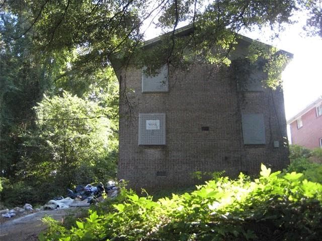 quadruplex sold at 1152 Greenwich Street, Atlanta, GA 30310