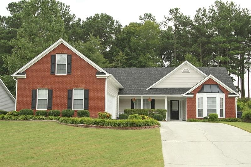 3 bedroom, 2,074 sq ft single family residence sold at 1999 Manor Oak Lane, Buford, GA 30519