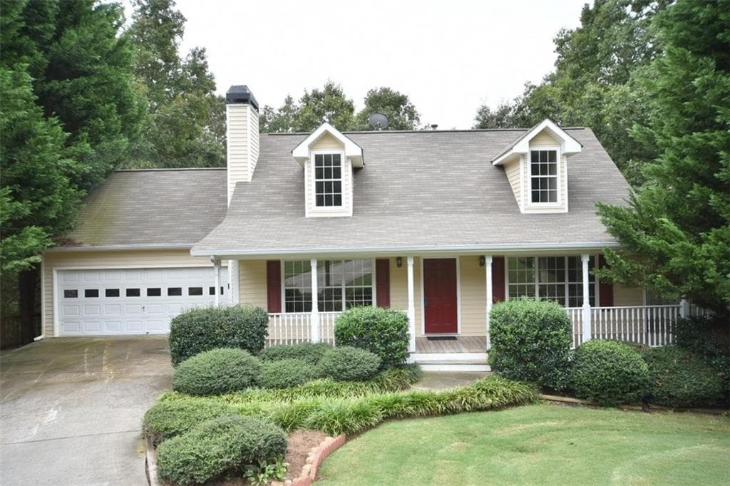 6935 Walnut Court, Cumming, GA 30040 — most recent listing photo