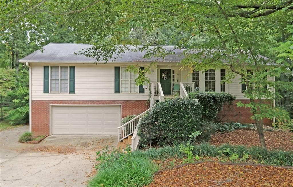 1565 Barrier Road, Marietta, GA 30066 — most recent listing photo
