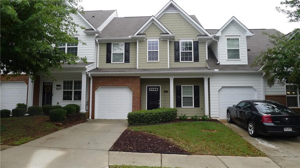 3 bedroom, 1,650 sq ft condominium sold at 2367 Suwanee Pointe Drive, Lawrenceville, GA 30043