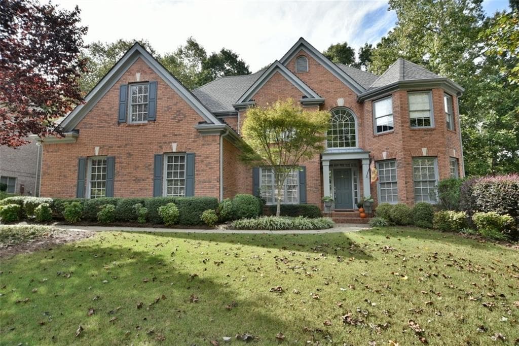 5 bedroom, 5,155 sq ft single family residence sold at 4085 Homestead Ridge Drive, Cumming, GA 30041