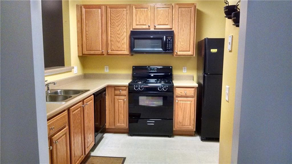 2 bedroom, 1,548 sq ft townhouse sold at 585 Mcwilliams Road 2504, Atlanta, GA 30315
