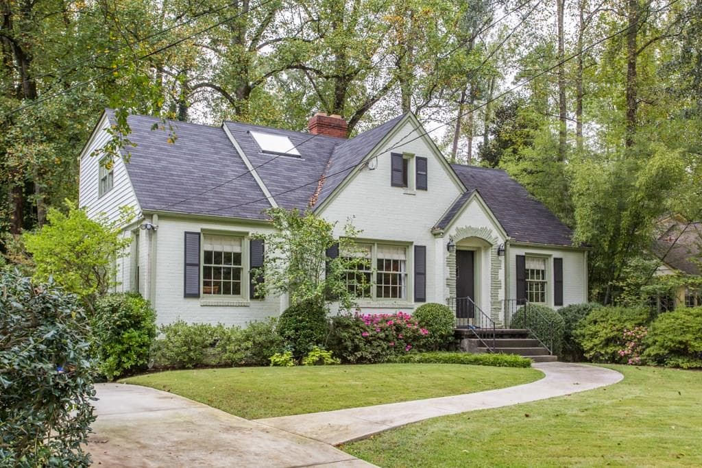 3 bedroom, 2,244 sq ft single family residence sold at 1164 Rosedale Road, Atlanta, GA 30306