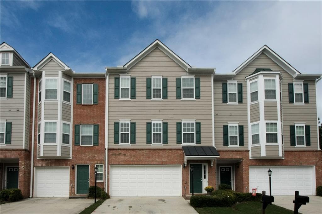 2 bedroom townhouse sold at 337 Eagle Tiff Drive, Sugar Hill, GA 30518