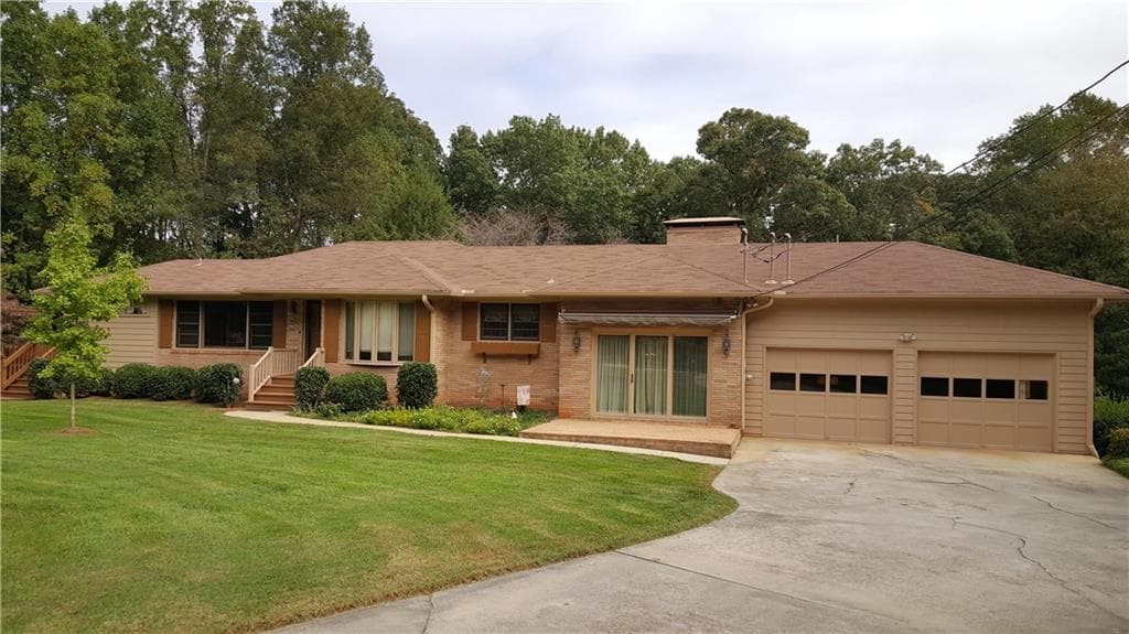 5669 Holiday Road, Buford, GA 30518 — most recent listing photo