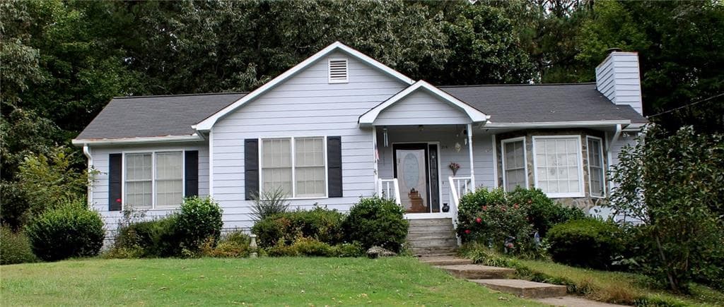3 bedroom single family residence sold at 216 Tracey Lane, Dallas, GA 30132