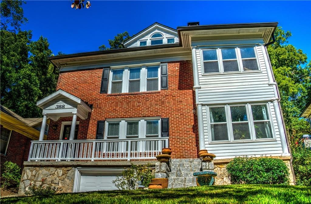 6 bedroom, 4,000 sq ft single family residence sold at 388 7th Street, Atlanta, GA 30308