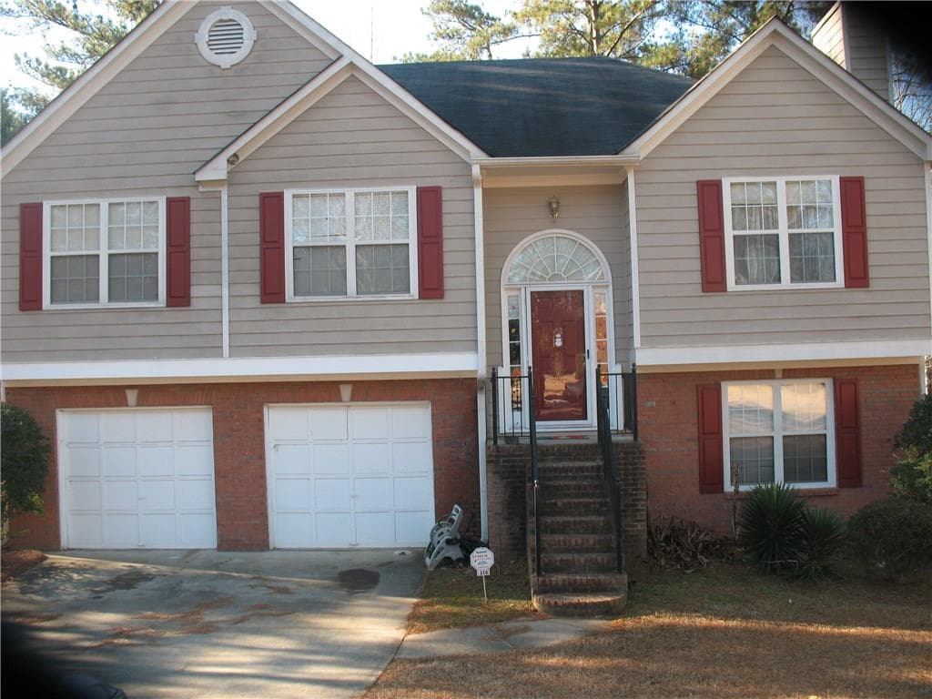 310 Birchmere Close, Atlanta, GA 30331 — most recent listing photo