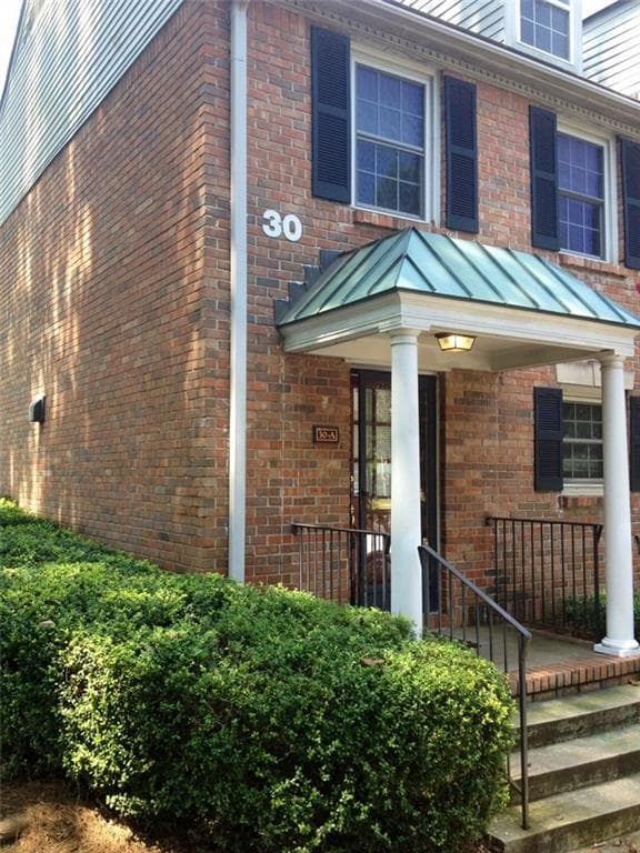 2 bedroom, 1,088 sq ft townhouse sold at 6700 Roswell Road 30A, Atlanta, GA 30328
