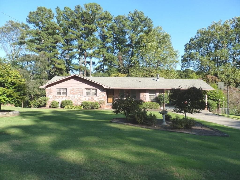 2034 Cason Drive, Marietta, GA 30066 — most recent listing photo